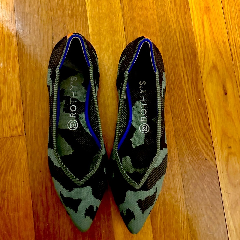 Rothy's Green and Black Patterned Flats